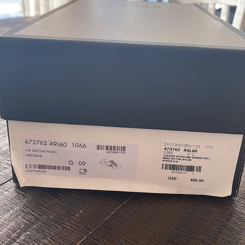 Authentic Gucci! - image 2